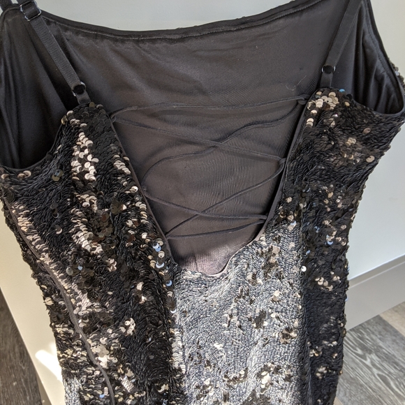 Guess Sequin dress - Picture 3 of 4